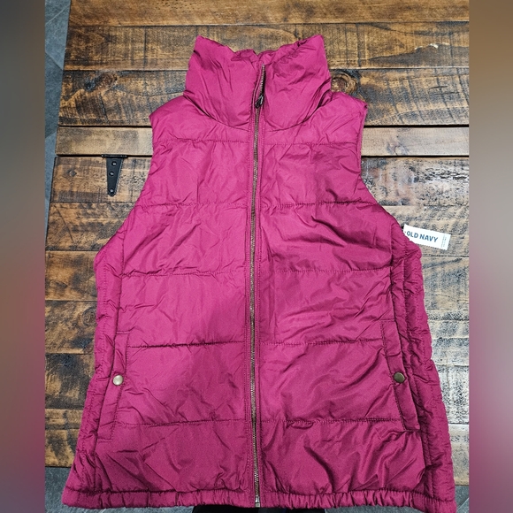 Puffer vest, never used - Picture 1 of 1